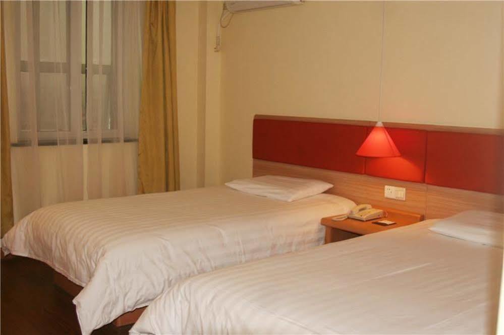 Home Inn Fuqin - Чэнду Экстерьер фото