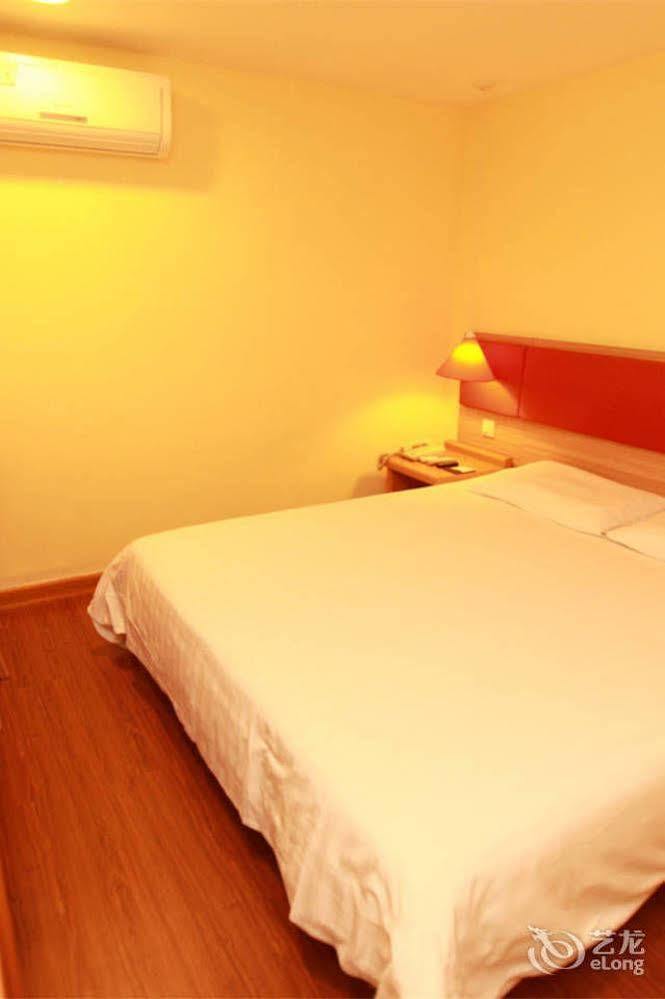 Home Inn Fuqin - Чэнду Экстерьер фото